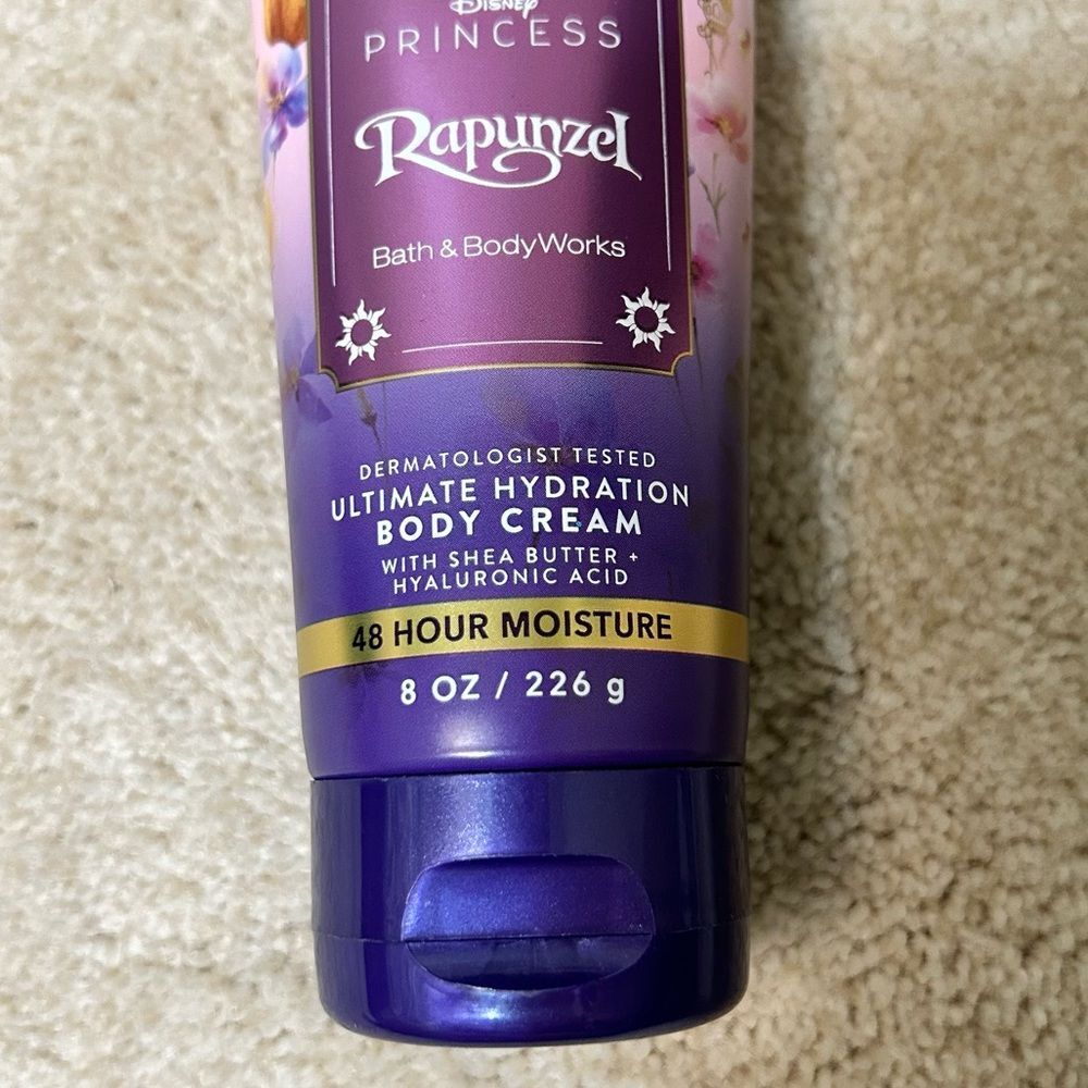 Bath & Body Works Rapunzel Ultimate Hydration Body Cream 8 Ounces - Picture 3 of 11